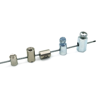 A corda de fio de aço inoxidável ajustável parafusa acessórios do hardware dos prendedores do cabo de cobre para lâmpadas de suspensão