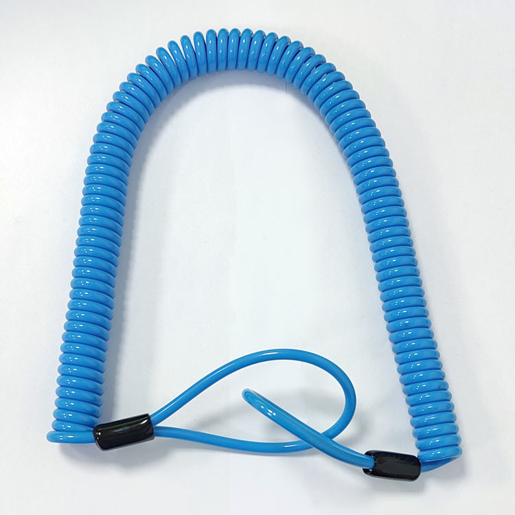 A espiral elástica do cabo bobinou a ferramenta Lanyard With Plastic Sleeves do cabo de fio